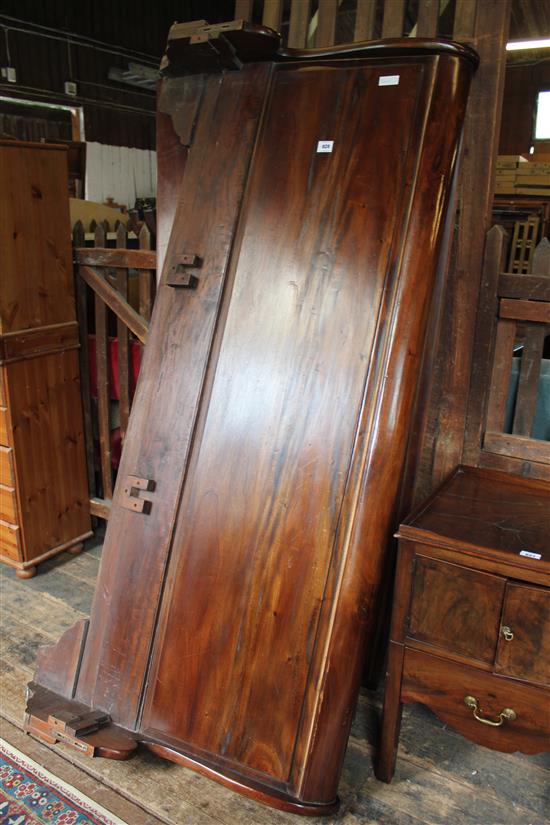 Sleigh bed(-)